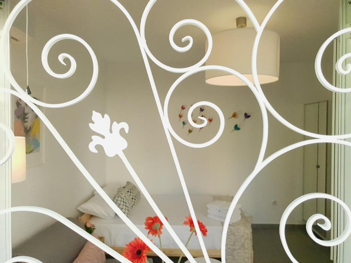 Cozy Studio 4U Gazi - Center Atena Exterior foto