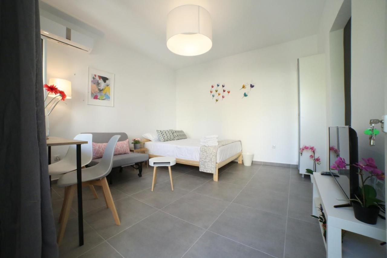 Cozy Studio 4U Gazi - Center Atena Exterior foto